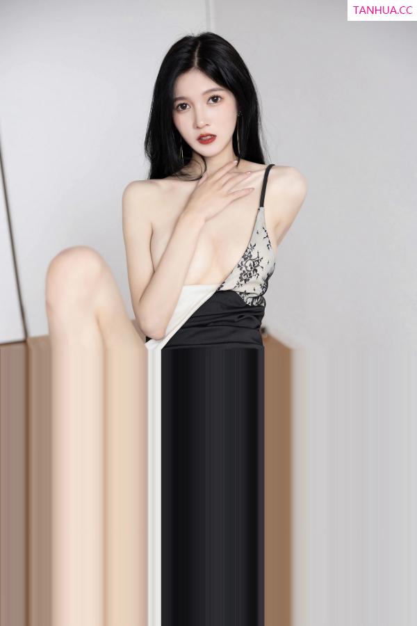 程程程  [XiuRen]高清写真图 2023.10.24 No.7556 程程程- 丝袜美腿第39张图片